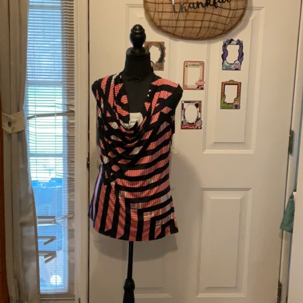 Worthington woman’s top black and peach, size medium